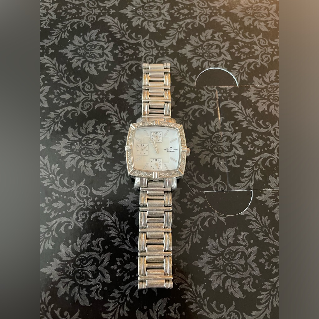 Anne Klein Wristwatch With Brand New Battery